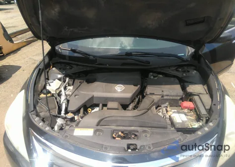 2015 Nissan Altima 2.5 S z USA, uszkodzony, nr VIN 1N4AL3AP3FN902393